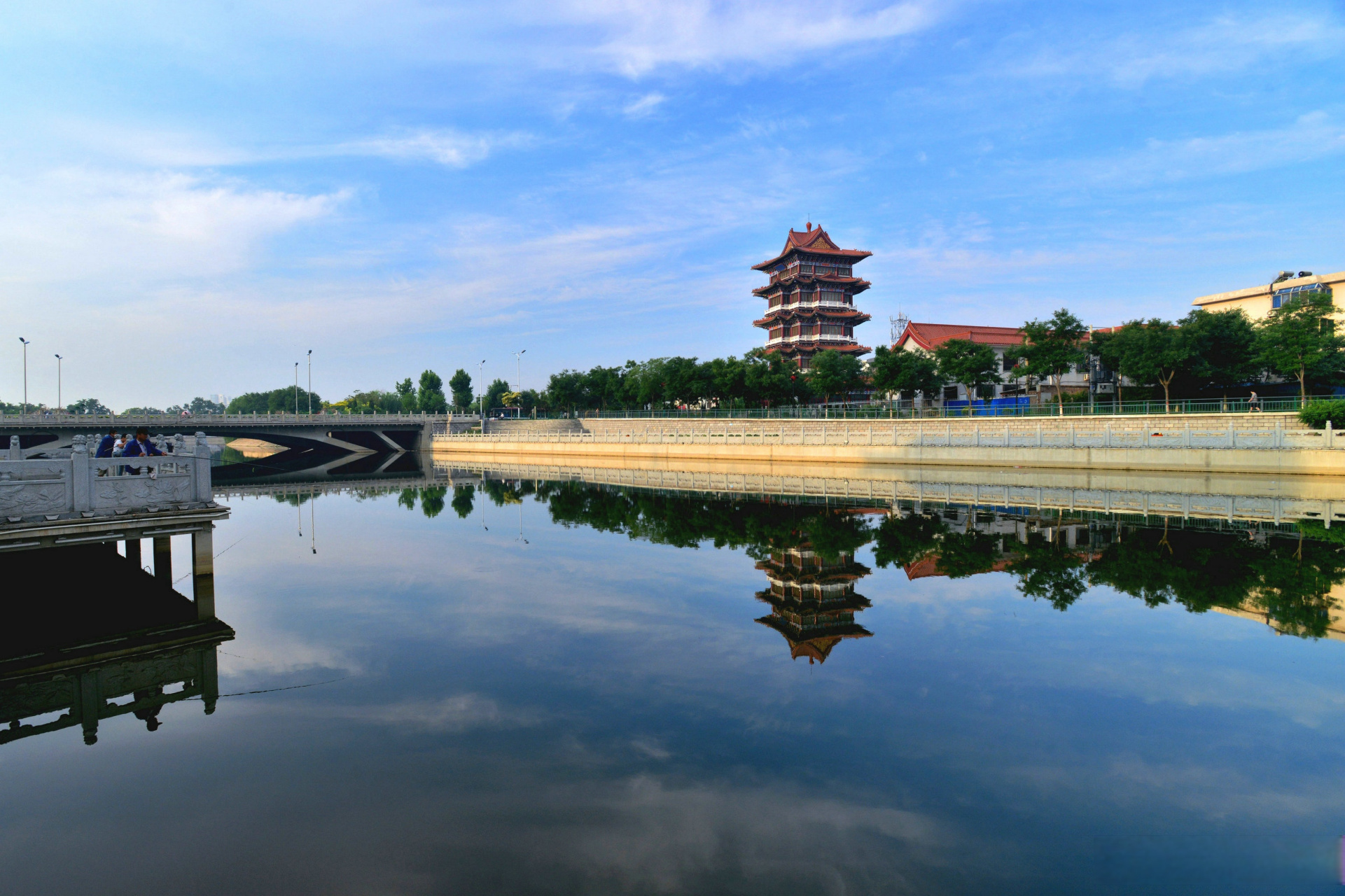 沧州,向各位听众朋友们问好!